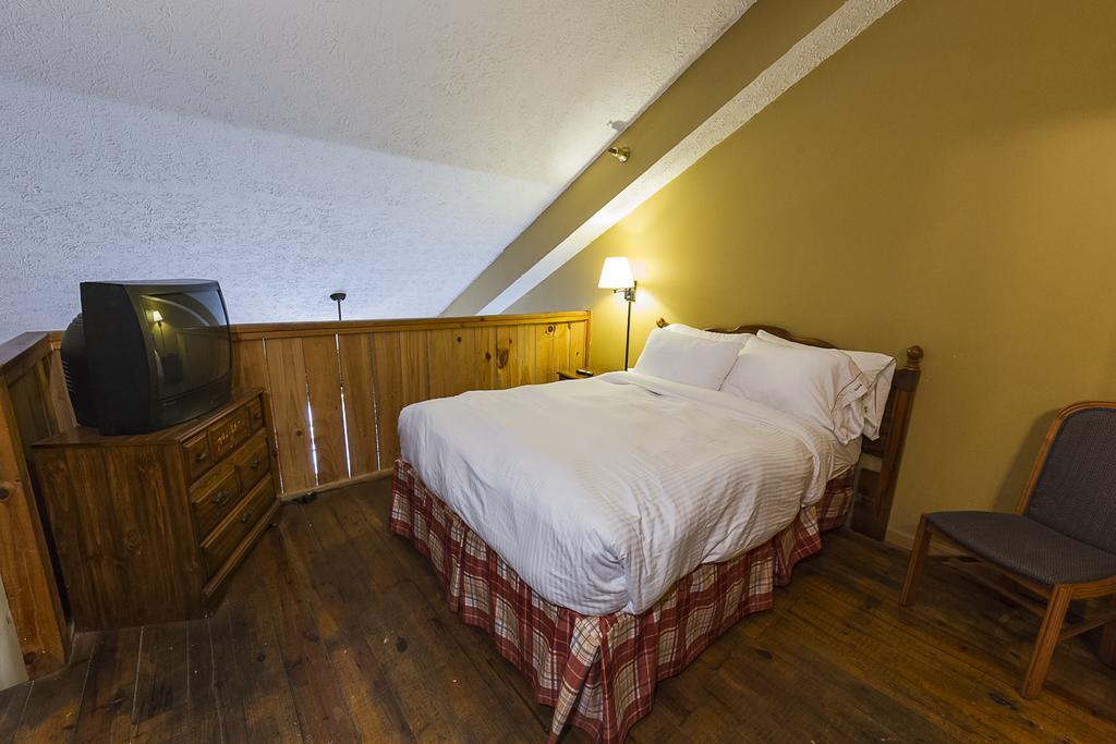 Timbers Lodge Pigeon Forge Buitenkant foto