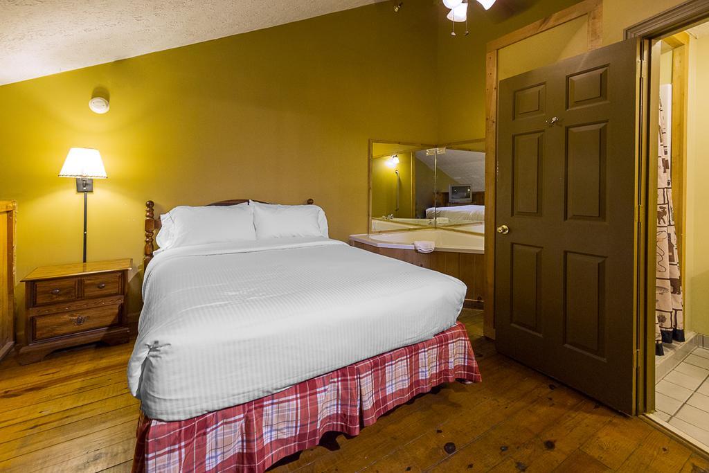 Timbers Lodge Pigeon Forge Buitenkant foto